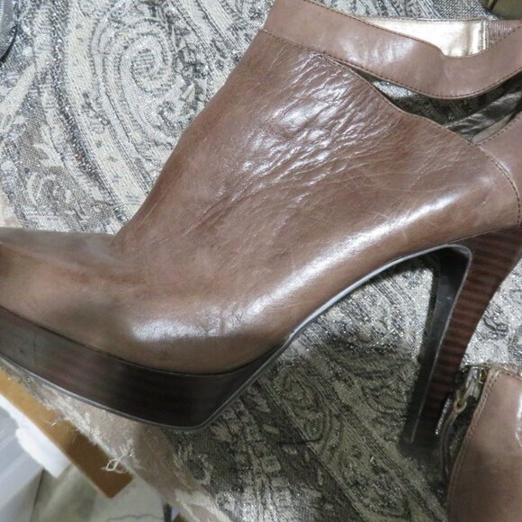 BOGO Nine West Brown Leather Platform Booties Ankle Boots Heels Stilettos 10 - Picture 8 of 14